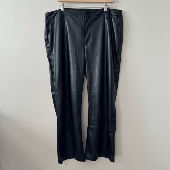 Gap Mid Rise Vegan Leather Loose Fit Wide Leg Pants size 20 NWT - Picture 2 of 15